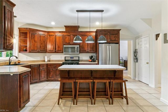 205 Haymaker PL, Williamsburg, VA 23185