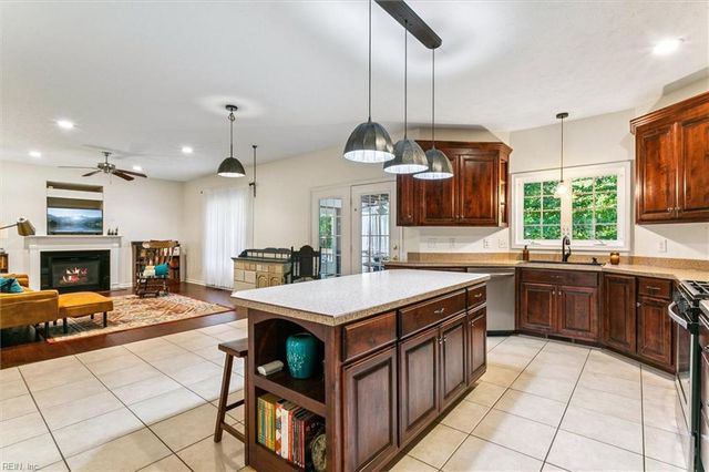 205 Haymaker PL, Williamsburg, VA 23185