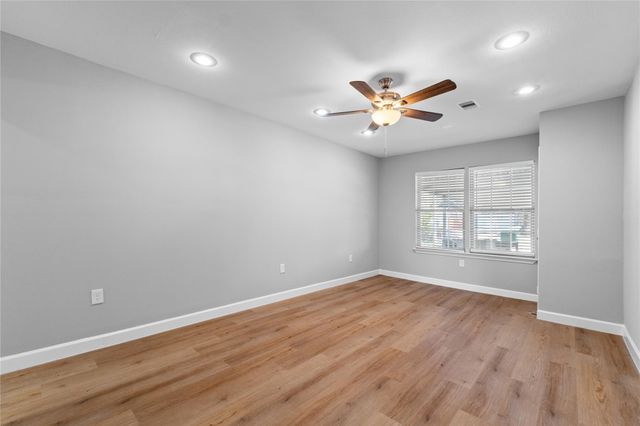 1941 Lynnview Drive, Houston, TX 77055