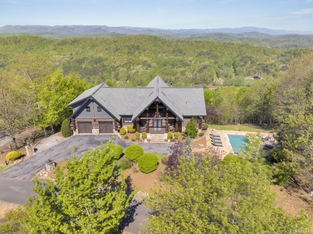 539 Deer Crest Overlook, Blue Ridge, GA 30513