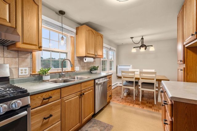 38 Grandview Drive, Westfield, MA 01085