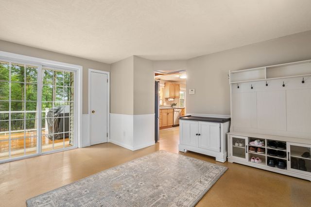 38 Grandview Drive, Westfield, MA 01085