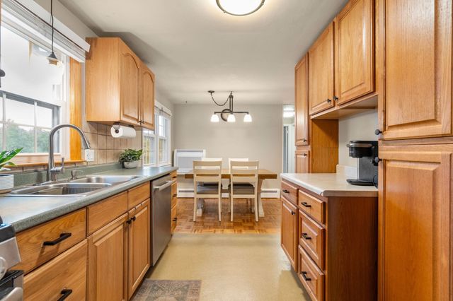 38 Grandview Drive, Westfield, MA 01085