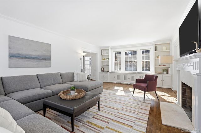 17 Emerson Place, Harrison, NY 10528