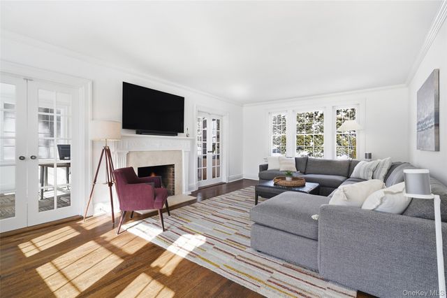 17 Emerson Place, Harrison, NY 10528