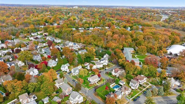 17 Emerson Place, Harrison, NY 10528