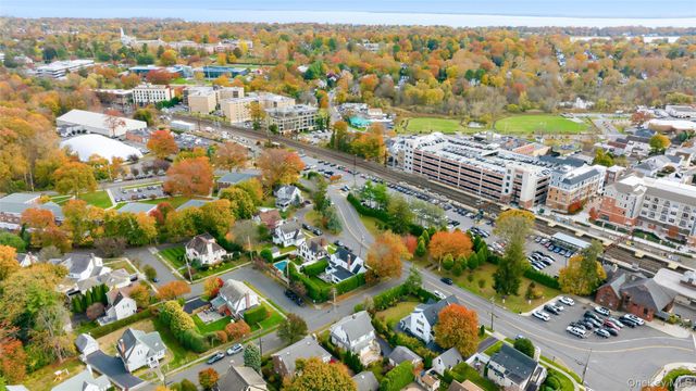 17 Emerson Place, Harrison, NY 10528