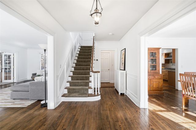 17 Emerson Place, Harrison, NY 10528