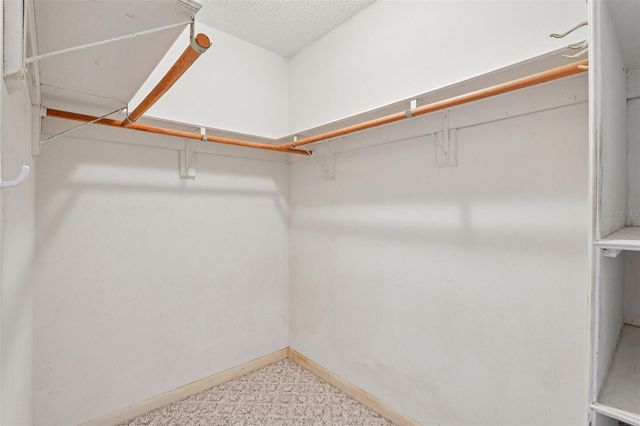 305 BRIGADOON CIRCLE, Leesburg, FL 34788