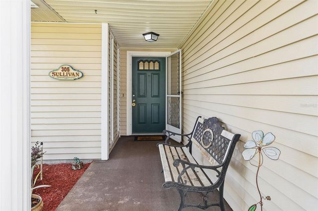 305 BRIGADOON CIRCLE, Leesburg, FL 34788