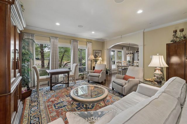 1225 Pine Street, Kilgore, TX 75662