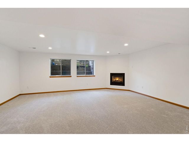 2059 Adriel Dr, Fort Collins, CO 80524
