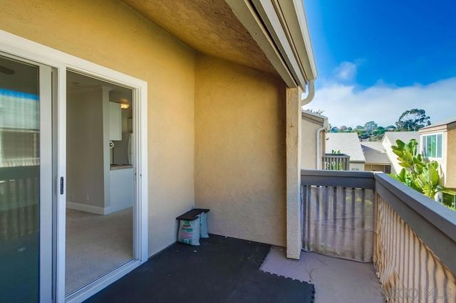 8628 Via Mallorca D, La Jolla, CA 92037