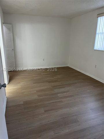 14930 SW 82nd Ter 16-205, Miami, FL 33193