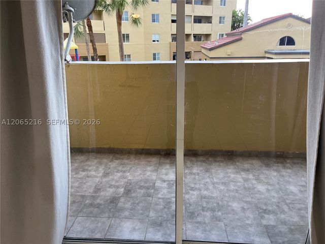 14930 SW 82nd Ter 16-205, Miami, FL 33193