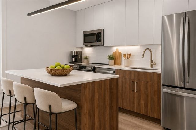 13 Warwick Street 106, Somerville, MA 02145