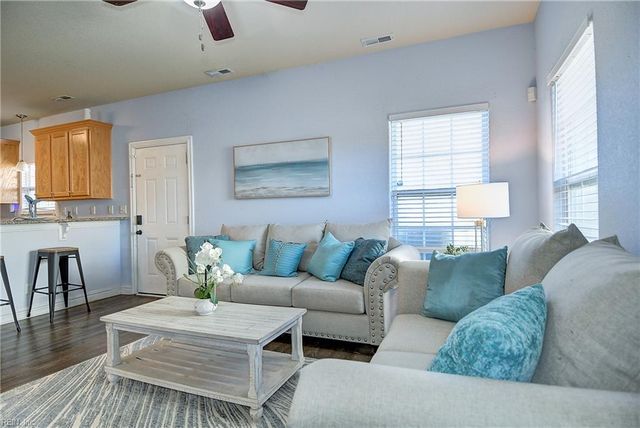 5717 Chesapeake BLVD, Norfolk, VA 23513