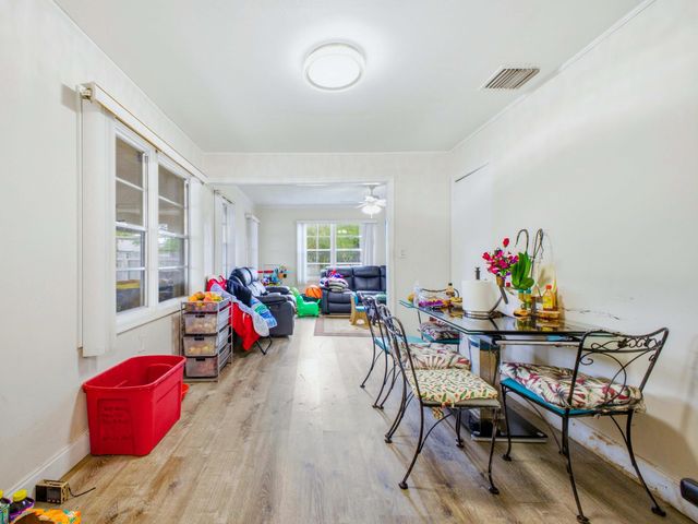 5509 W Garden Avenue, West Palm Beach, FL 33405