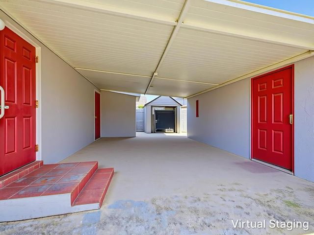 5509 W Garden Avenue, West Palm Beach, FL 33405