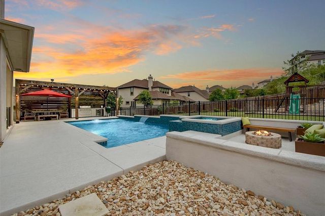 6005 Osceola TRL, Austin, TX 78738