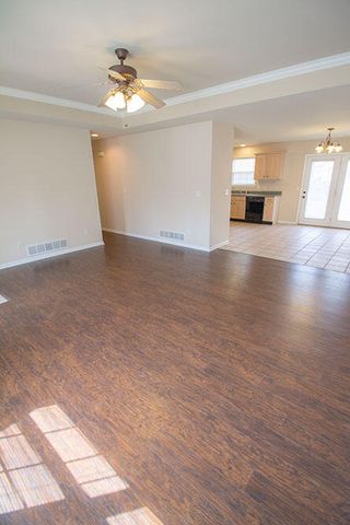 1871 HARMONY ST, Columbia, MO 65203