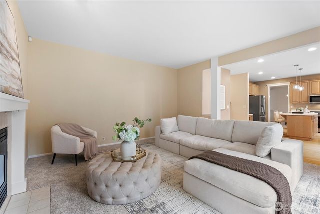 18609 173rd Way SE, Renton, WA 98058