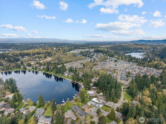 18609 173rd Way SE, Renton, WA 98058