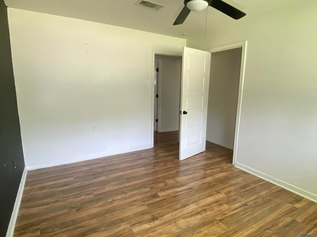 1771 N Woodcrest Ave, Denham Springs, LA 70726