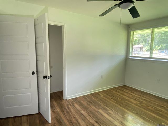 1771 N Woodcrest Ave, Denham Springs, LA 70726