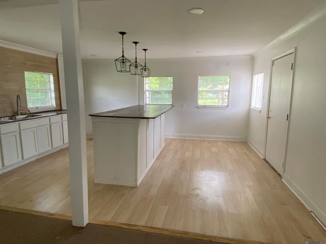 1771 N Woodcrest Ave, Denham Springs, LA 70726