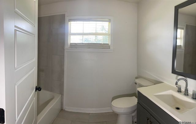 1771 N Woodcrest Ave, Denham Springs, LA 70726