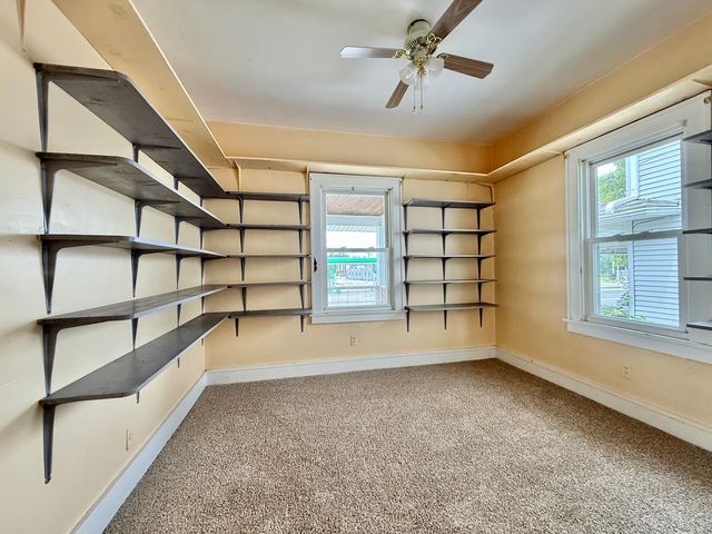 4529 11th Street, Rock Island, IL 61201