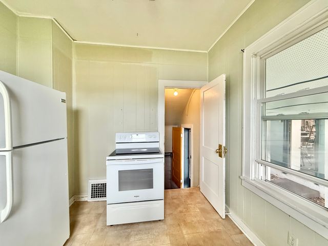 4529 11th Street, Rock Island, IL 61201