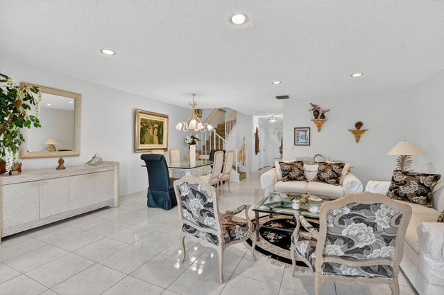 8045 Eastlake Drive E, Boca Raton, FL 33433