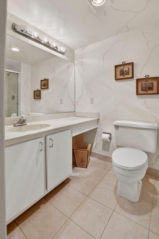 8045 Eastlake Drive E, Boca Raton, FL 33433