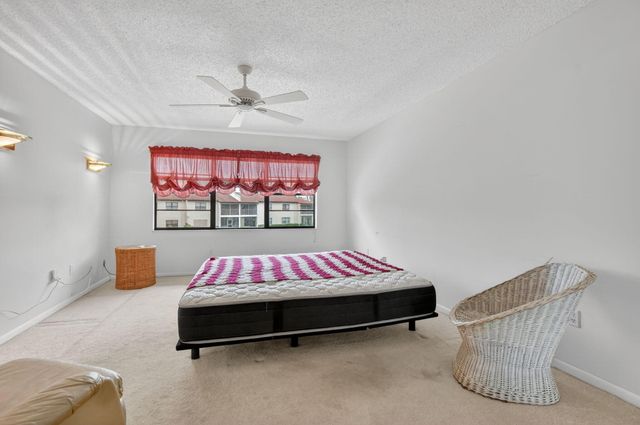 8045 Eastlake Drive E, Boca Raton, FL 33433
