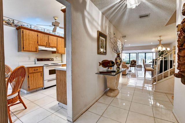 8045 Eastlake Drive E, Boca Raton, FL 33433