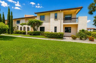 8045 Eastlake Drive E, Boca Raton, FL 33433