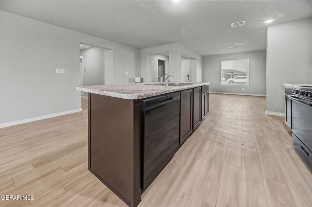 14368 Star Cactus Avenue, Horizon City, TX 79928