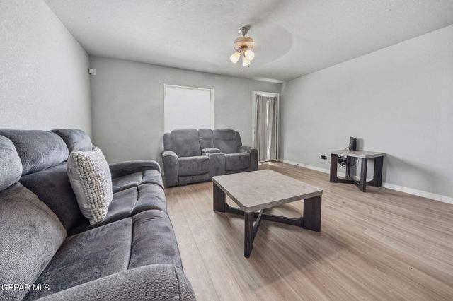 14368 Star Cactus Avenue, Horizon City, TX 79928