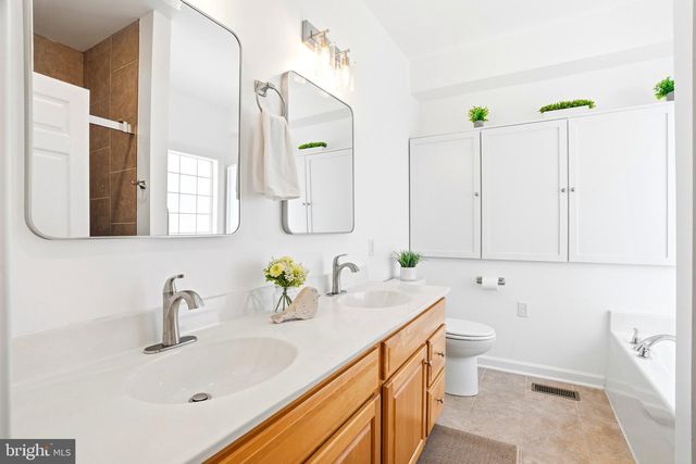 4 LAMAR LN, Middletown, MD 21769