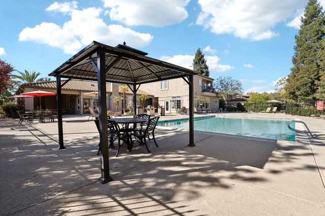 4200 E Commerce Way #1011, Sacramento, CA 95834