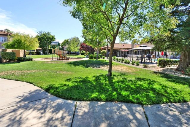 4200 E Commerce Way #1011, Sacramento, CA 95834