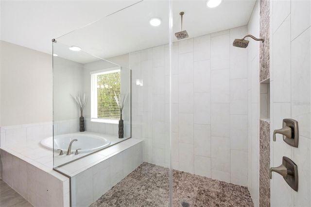 4441 ALBERO PLACE, Wesley Chapel, FL 33543