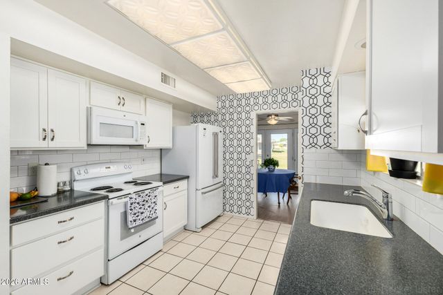 14625 N BOSWELL Boulevard, Sun City, AZ 85351