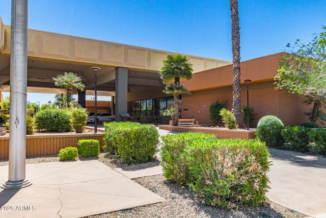 14625 N BOSWELL Boulevard, Sun City, AZ 85351