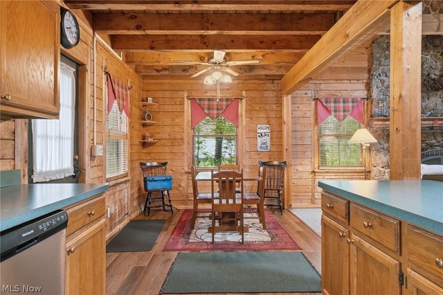 1537 Lake Crest Drive, Roaming Shores, OH 44084
