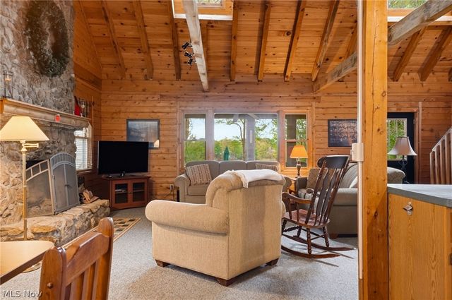 1537 Lake Crest Drive, Roaming Shores, OH 44084
