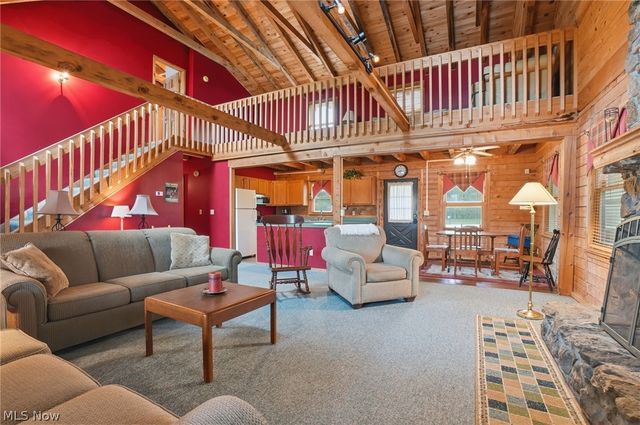 1537 Lake Crest Drive, Roaming Shores, OH 44084