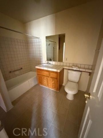 19218 Elm Drive, Apple Valley, CA 92308